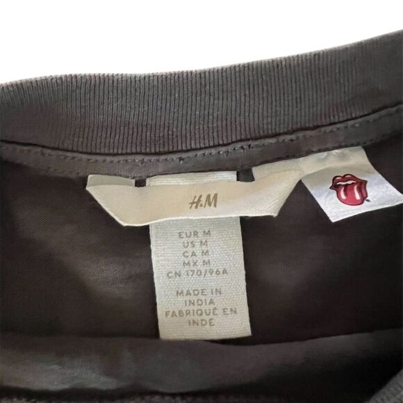 H&M Women’s Gray The Rolling Stones Graphic T-Shirt Size M Short Sleeve - Picture 2 of 4